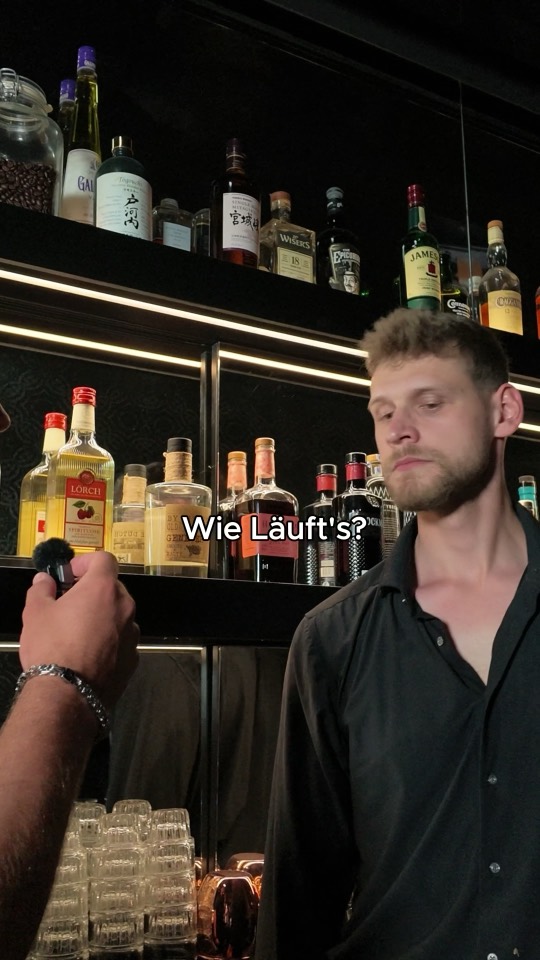 Vorschaubild: Opening-Video für Thirty Seats